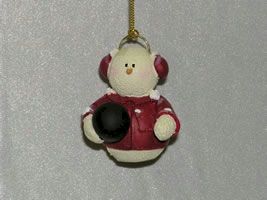 Snowberry Bowler Ornament